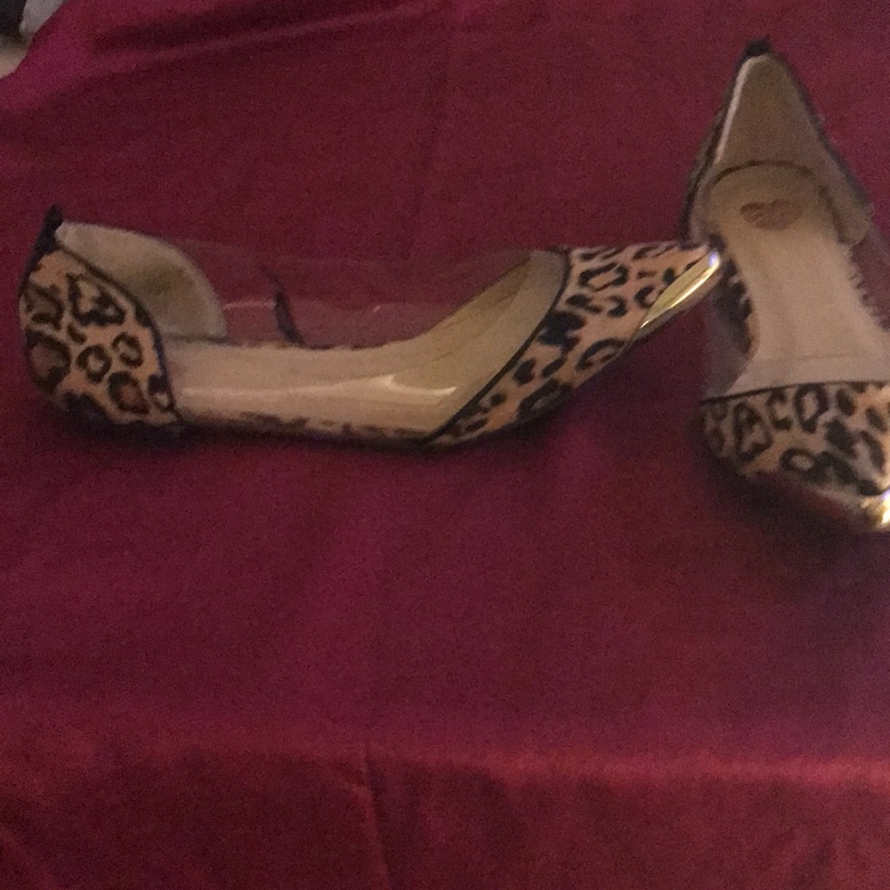 Flats - Picture 2 of 7